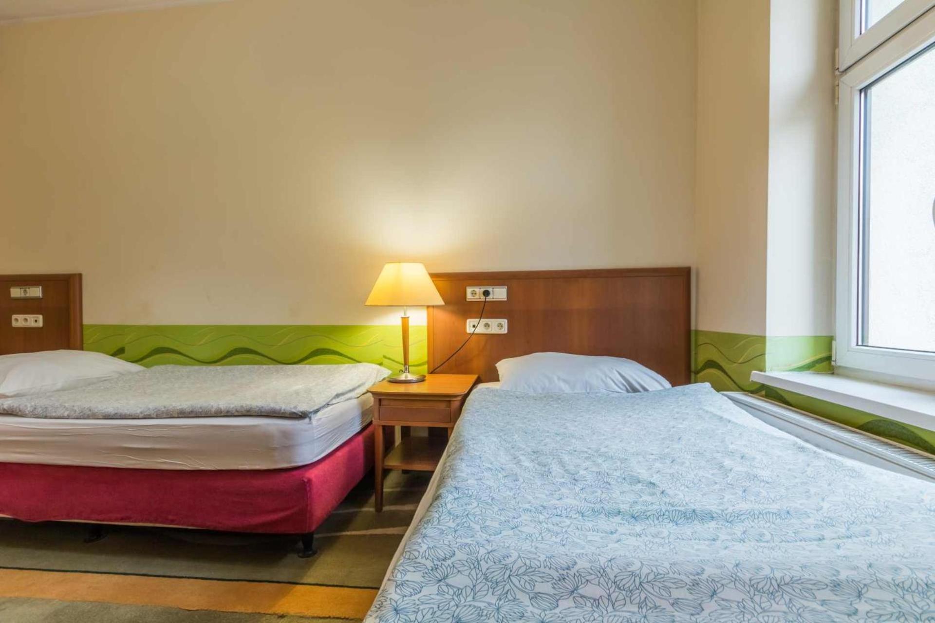קטוביץ Hostel Nina מראה חיצוני תמונה